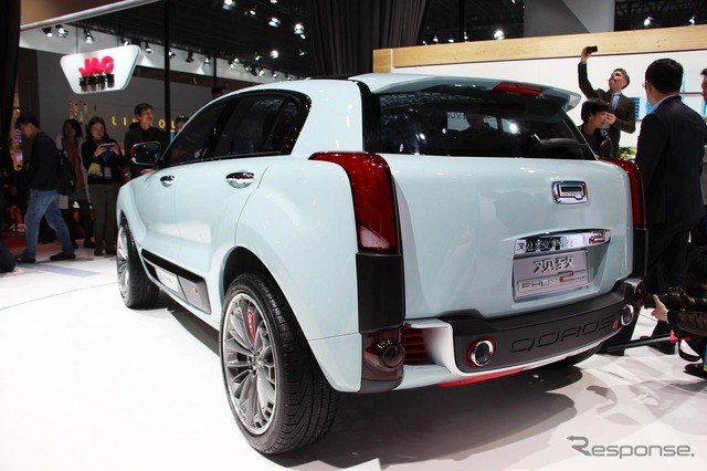 クオロス 2 SUV PHEV(上海モーターショー15)