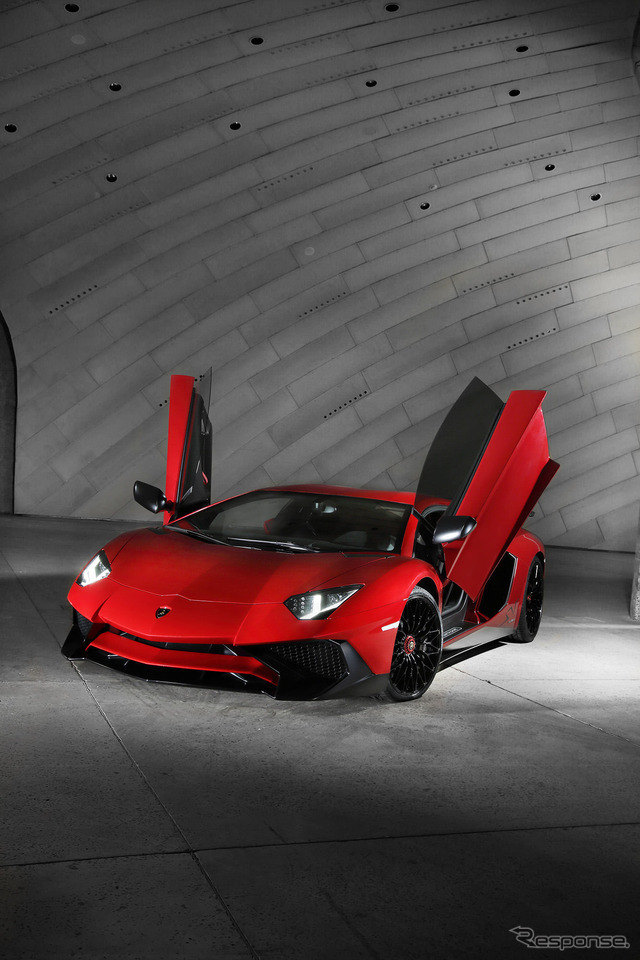 アヴェンタドール LP750-4 Superveloce
