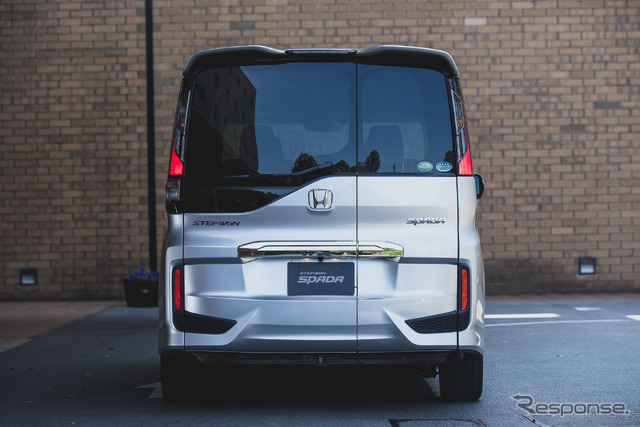 ホンダ 新型ステップワゴン スパーダ
