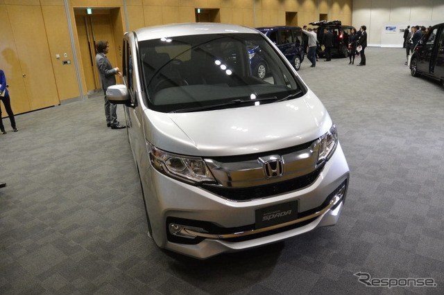 ホンダ ステップワゴン スパーダ 新型
