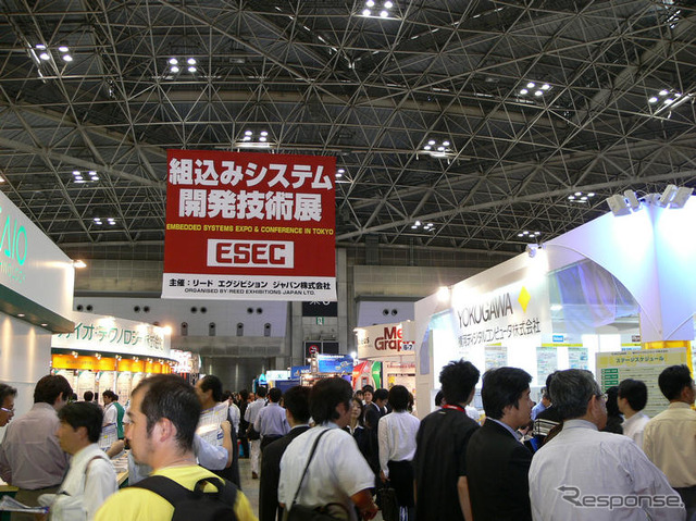 組込みシステム開発技術展---452社出展、来場者ごった返す