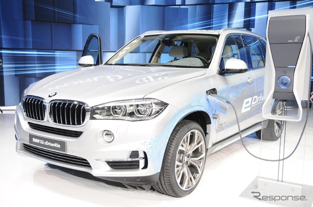BMW X5 xDrive40e（上海モーターショー15）