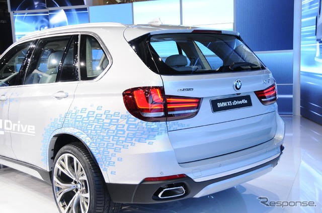 BMW X5 xDrive40e（上海モーターショー15）