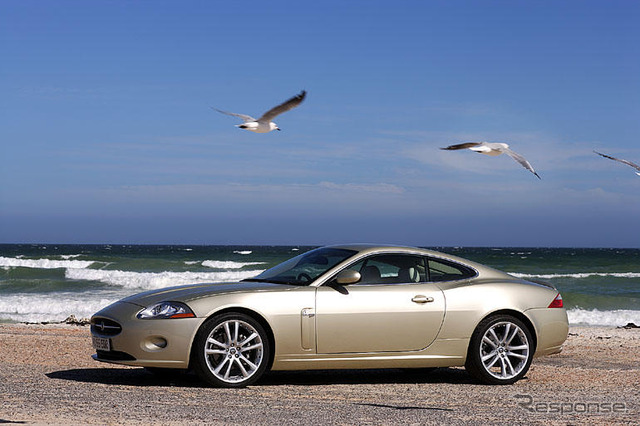 【ジャガー XK 新型】海外リポート…先進と伝統を融合させたインテリア