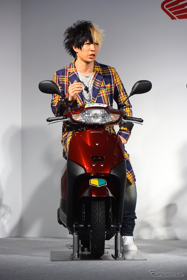 ホンダ 原付新CM発表会 ゴールデンボンバー