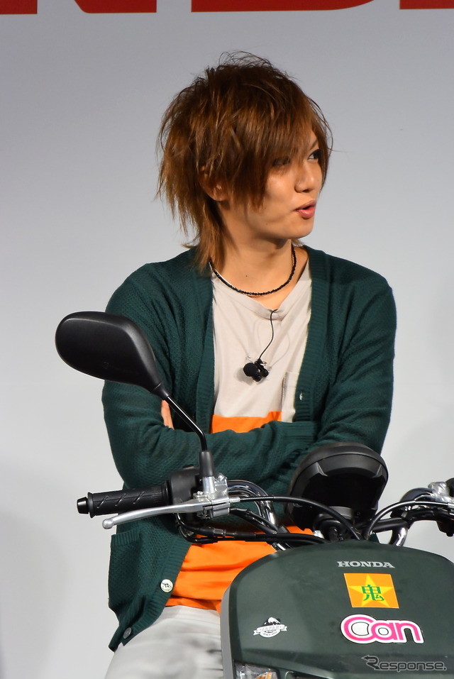 ゴールデンボンバー 喜屋武豊さん(ホンダ 原付新CM発表会)
