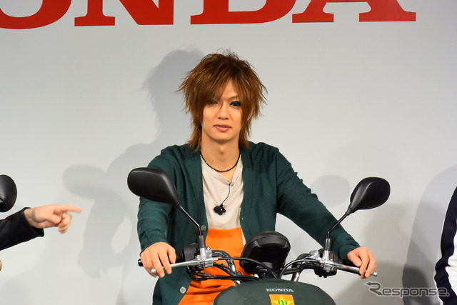 ゴールデンボンバー 喜屋武豊さん(ホンダ 原付新CM発表会)