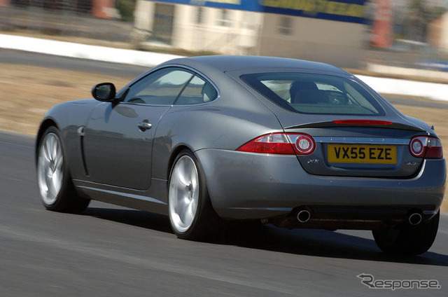 【ジャガー XK 新型】海外リポート…平滑な乗り味と豪快なパワー
