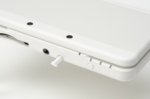 New 3DS/LL用「ピタッとタッチペン」発売!本体の好きな場所にくっつく