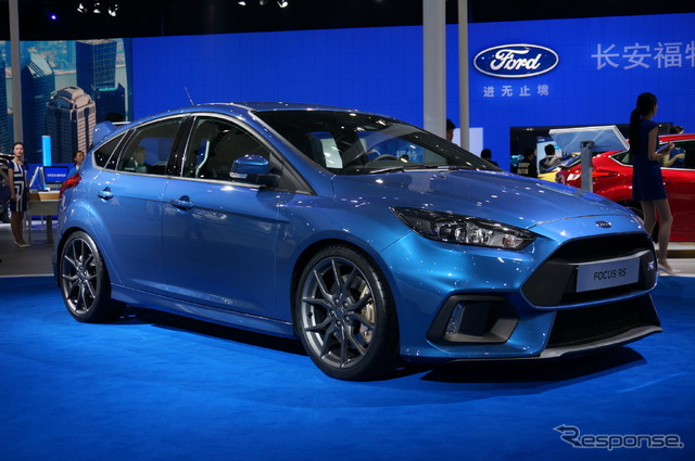 フォード フォーカス RS 新型(上海モーターショー15)