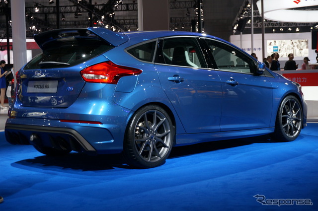 フォード フォーカス RS 新型(上海モーターショー15)