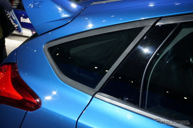フォード フォーカス RS 新型(上海モーターショー15)