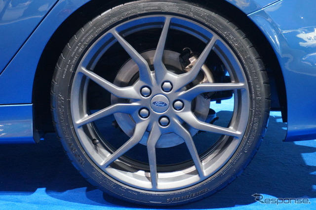 フォード フォーカス RS 新型(上海モーターショー15)