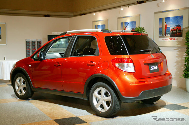 【スズキ SX4 発表】基本デザインはイタリア発