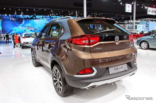 MG GS(上海モーターショー15)