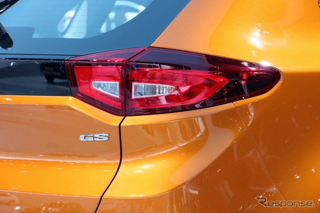 MG GS(上海モーターショー15)