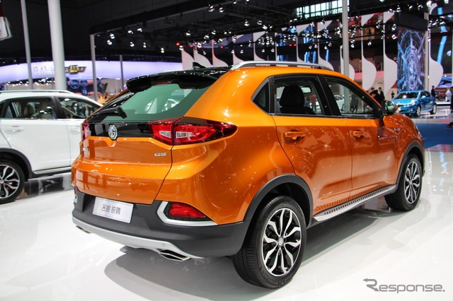MG GS(上海モーターショー15)
