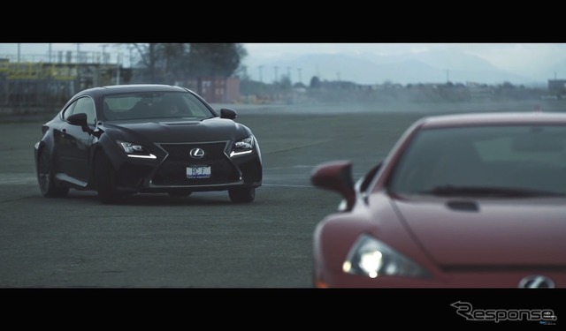 レクサス LFA を追跡するレクサス RC F(動画キャプチャ)