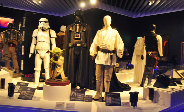 「スター・ウォーズ展 未来へつづく、創造のビジョン。」 - (C) &TM Lucasfilm Ltd