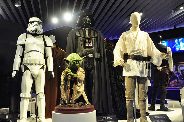 「スター・ウォーズ展 未来へつづく、創造のビジョン。」 - (C) &TM Lucasfilm Ltd