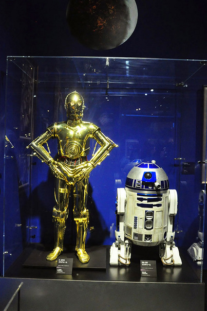 「スター・ウォーズ展 未来へつづく、創造のビジョン。」 - (C) &TM Lucasfilm Ltd