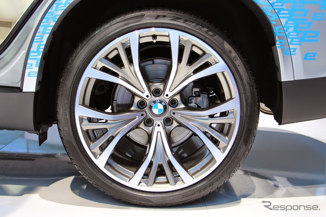 BMW X5 xDrive40e(上海モーターショー15)