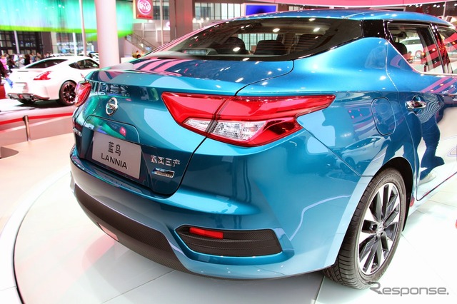 日産 ラニア(上海モーターショー15)