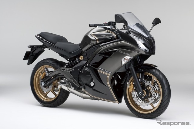 カワサキ Ninja 400 ABS リミテッドエディション
