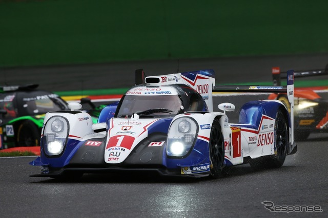 スパを走る#1 TOYOTA TS040 HYBRID。