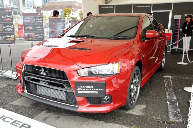 三菱 ランサーエボリューションX ファイナルエディション(モータースポーツジャパン15)