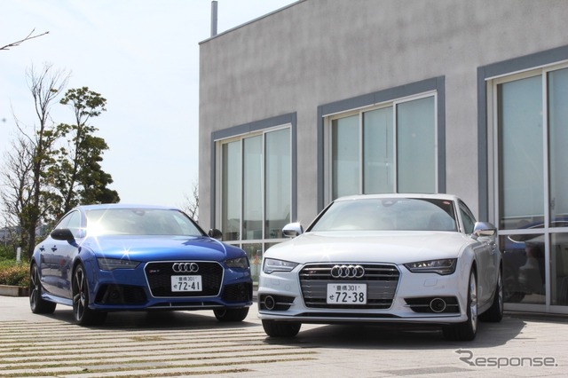 アウディ RS7スポーツバック(左)、S7スポーツバック(右)