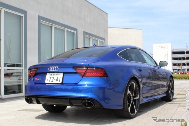 アウディ RS7スポーツバック