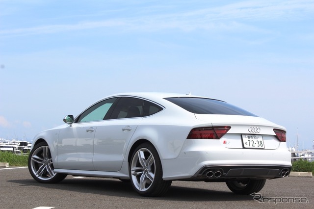 アウディ S7スポーツバック