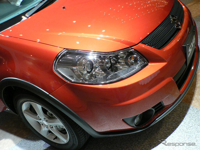 【スズキ SX4 発表】クロスオーバー レボリューション…写真蔵