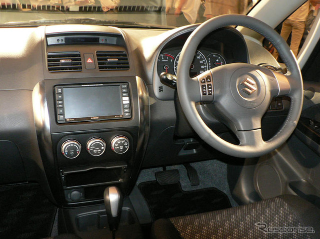 【スズキ SX4 発表】クロスオーバー レボリューション…写真蔵