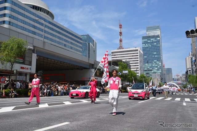 銀座柳まつり「交通安全　銀座ゴールデンパレード」