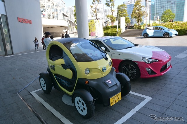 トヨタと日産の2ショットが『ホメパト』で実現！　交通安全への想いはひとつ