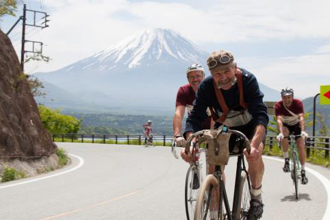 ヴィンテージ自転車の祭典「L’英雄」第3回大会、富士河口湖町にて開催