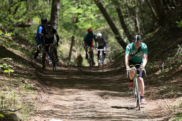 ヴィンテージ自転車の祭典「L’英雄」第3回大会、富士河口湖町にて開催