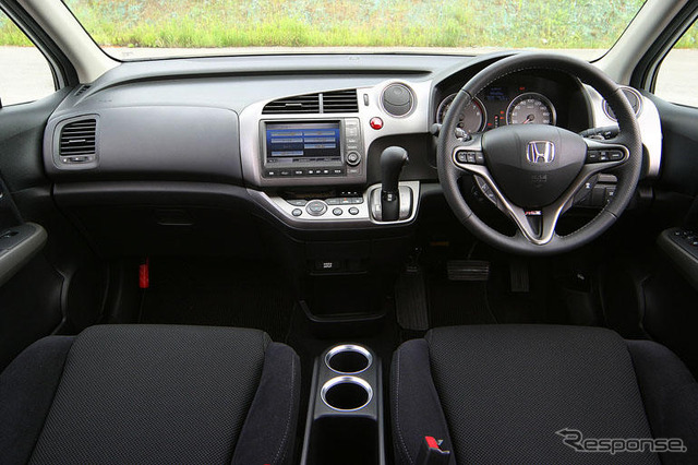 【ホンダ ストリーム 新型発表】アブソルート後継の「RSZ」に注目