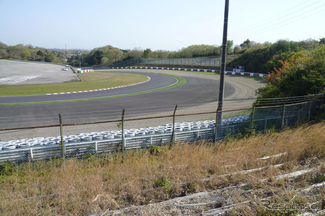 スプーンカーブ(Mエリア付近)