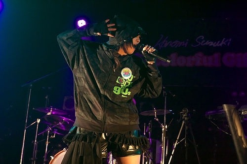 鈴木このみ 1年ぶりのワンマンライブを開催 「武道館、行きたいです!」の宣言も