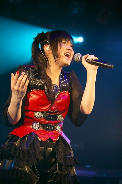 鈴木このみ 1年ぶりのワンマンライブを開催 「武道館、行きたいです!」の宣言も