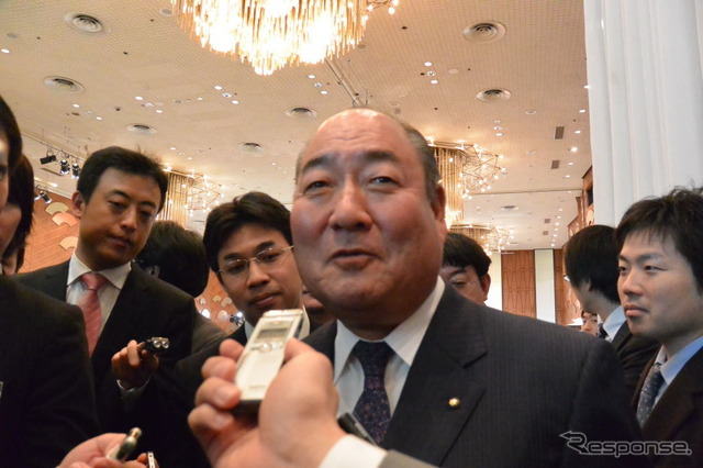6月に退任する スズキ 田村実 副社長