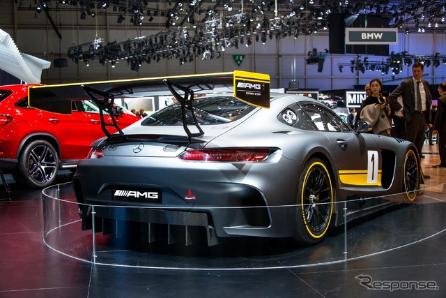 メルセデス-AMG GT3 レースカー(ジュネーブモーターショー15)