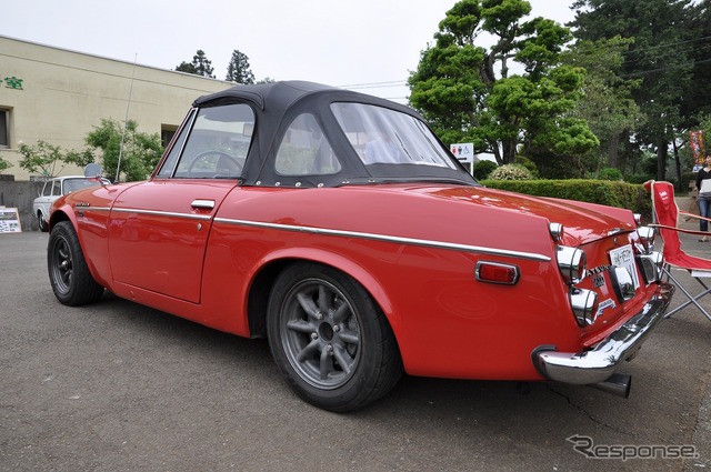 フェアレディ 2000(1969)