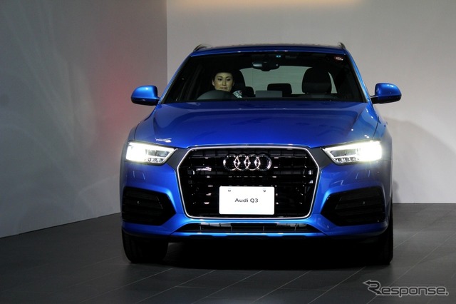 アウディ Q3