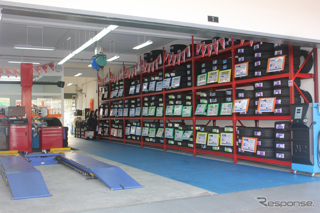 オートバックスパリン店（マレーシア）