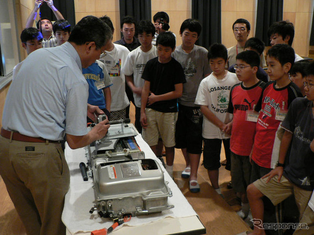 【中学生ハイブリッド教室】ハイブリッド車を知る