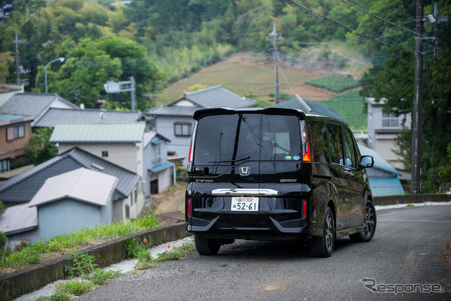 ホンダ ステップワゴン スパーダ